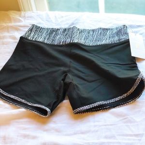 BuffBunny Jacquard Shorts